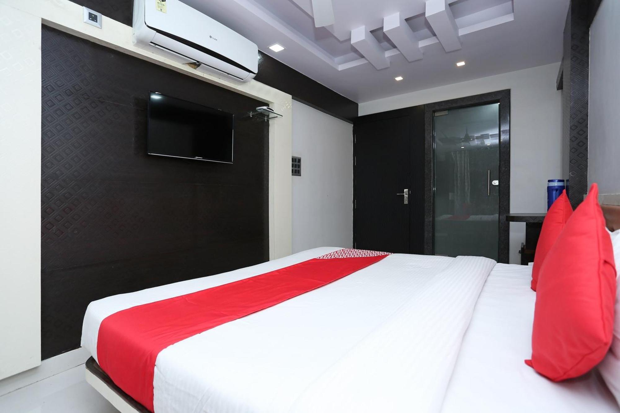Collection O 3995 Hotel Shree Kishan Palace Bhopal Exterior photo